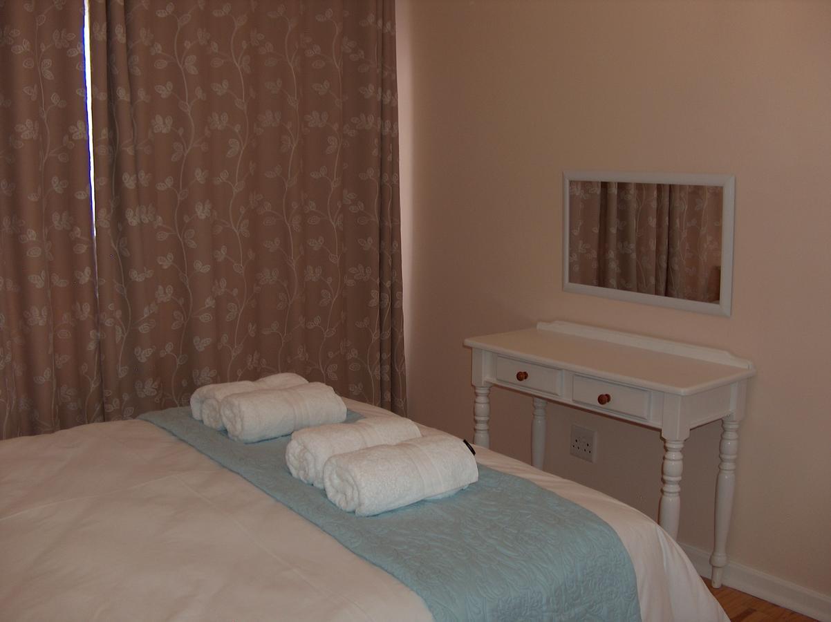 The Courtyard Guest House Clarens Exterior photo