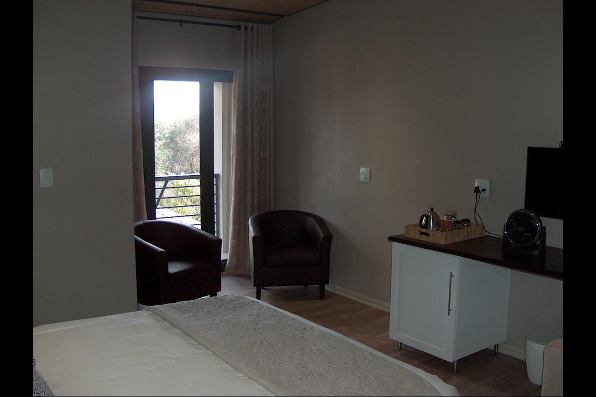 The Courtyard Guest House Clarens Exterior photo